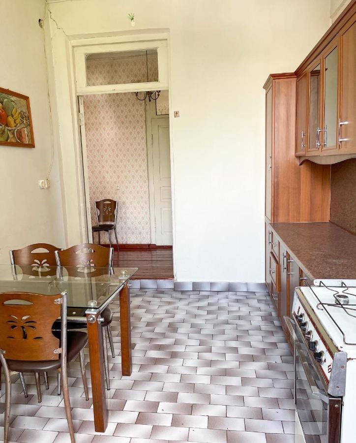 Guesthouse On Agmashenebeli 328 Kobuleti Esterno foto